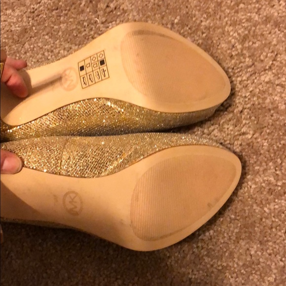 Michael Kors gold glitter heels - Picture 4 of 4